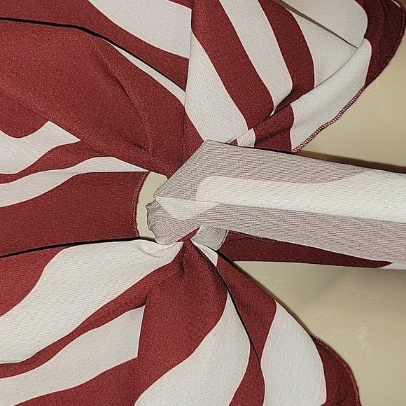 WILDFOX‎ NEW Striped Open Shoulder Ruffled Sleeve Tie Waist Spring Summer Blouse - Picture 4 of 7